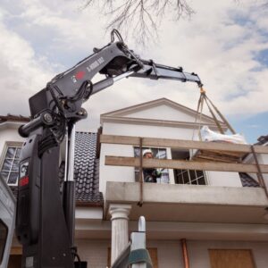 HIAB X-HiDuo 082 loader cranes