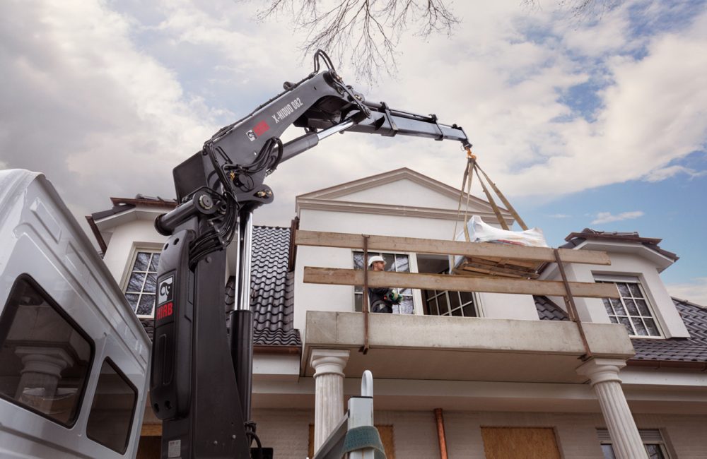HIAB X-HiDuo 082 loader cranes