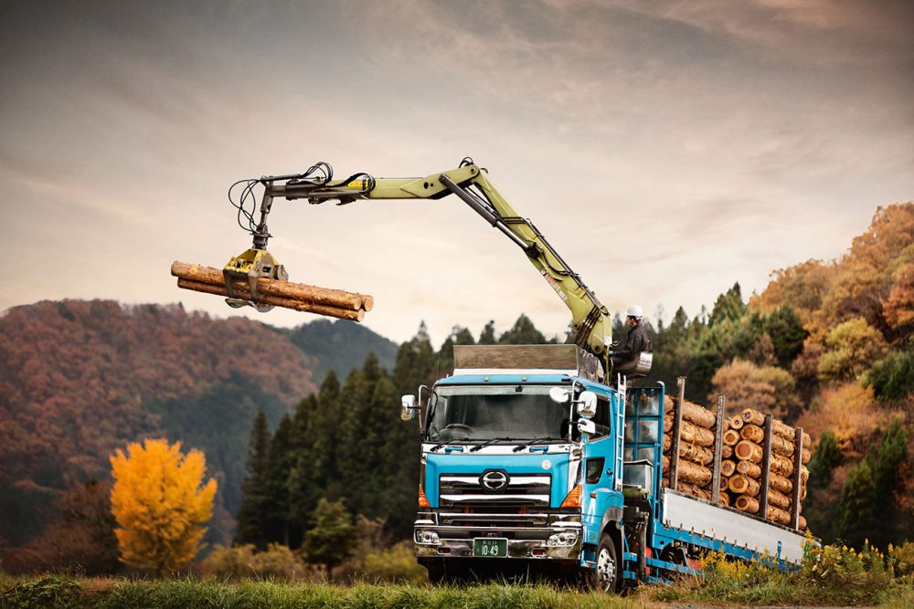 LOGLIFT 105Z forestry crane