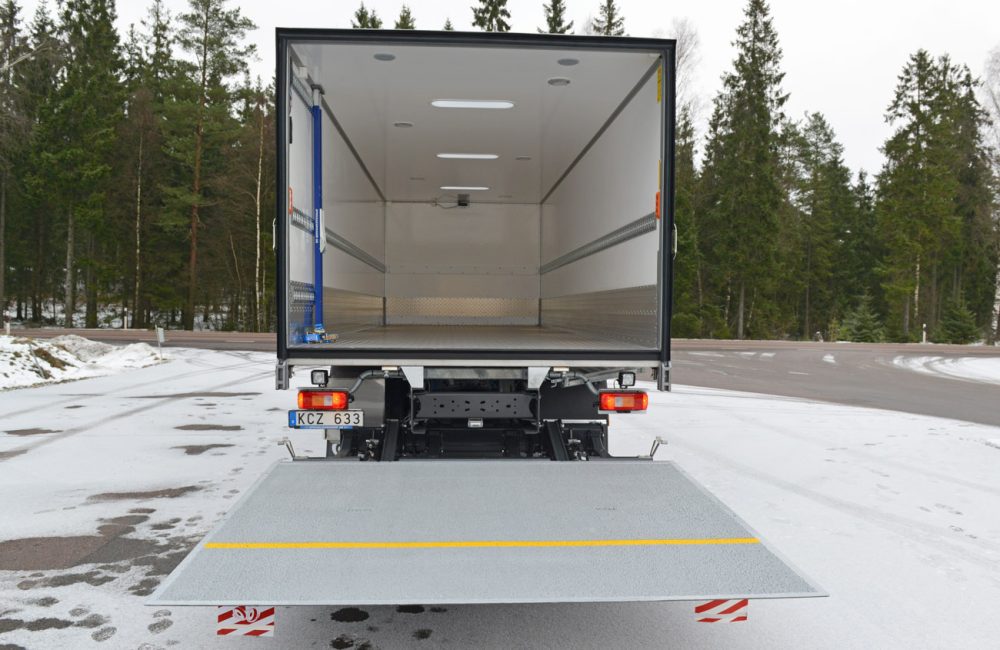 ZEPRO ZHD 3000 truck tail lift