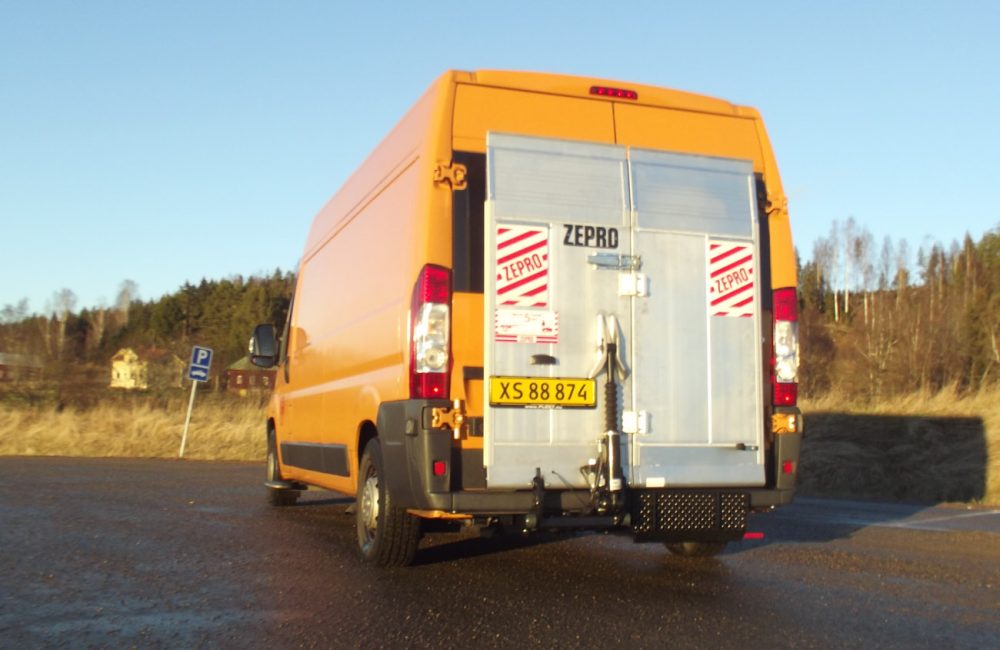 ZEPRO ZHZ 500 tail lift for vans